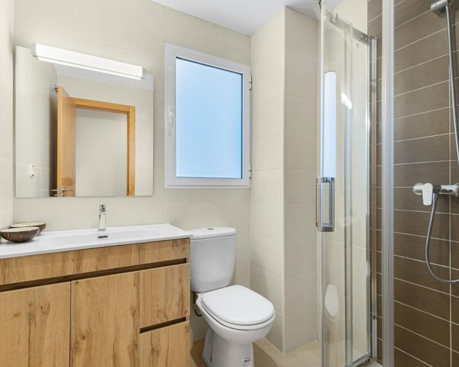 Image No.40-1 Bed Apartment for sale