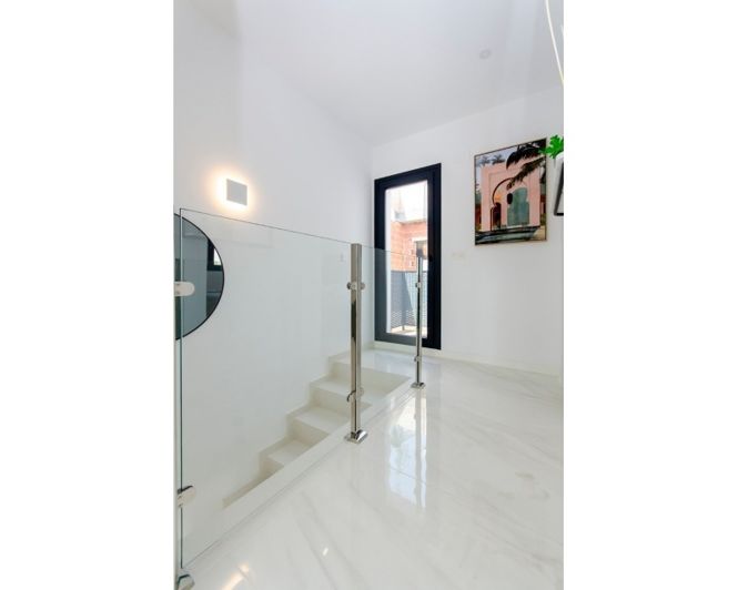 Image No.16-3 Bed Villa for sale