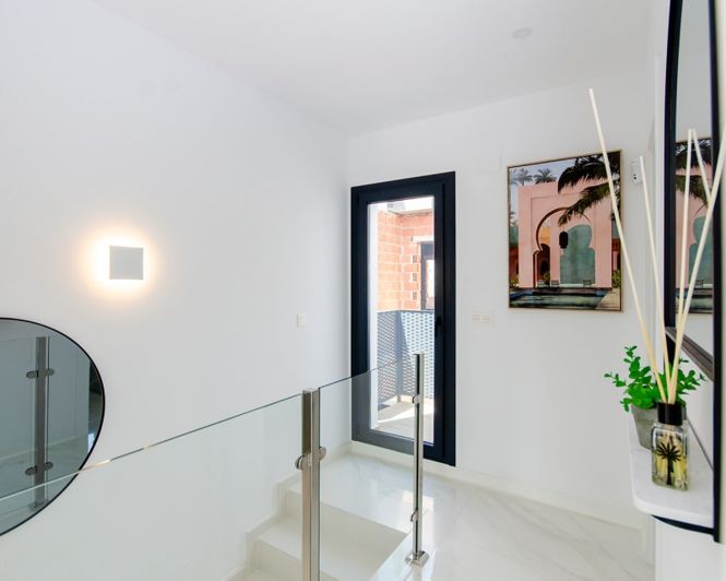 Image No.17-3 Bed Villa for sale