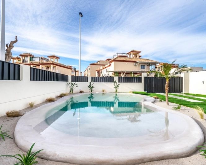 Image No.3-3 Bed Villa for sale
