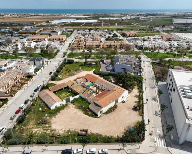 Image No.8-2 Bed Apartment for sale