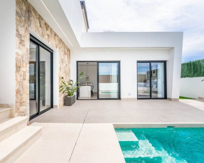 Image No.1-3 Bed Villa for sale