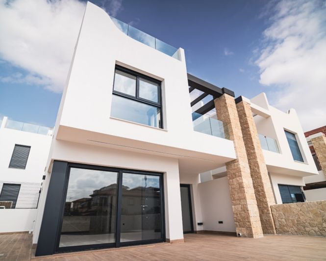 Image No.3-4 Bed Villa for sale