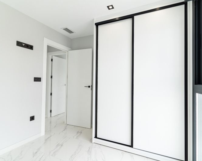 Image No.37-4 Bed Villa for sale