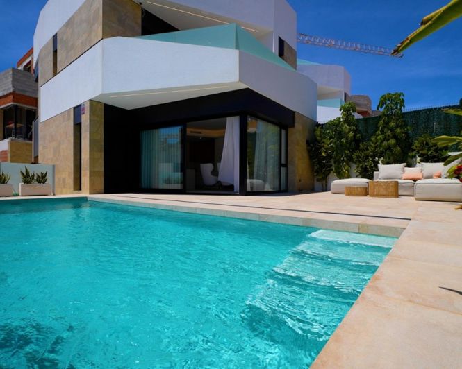 Image No.1-3 Bed Villa for sale