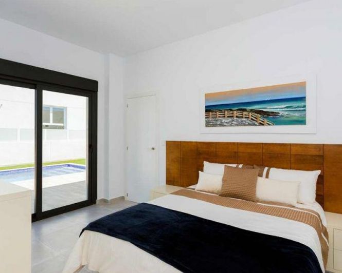 Image No.16-3 Bed Villa for sale