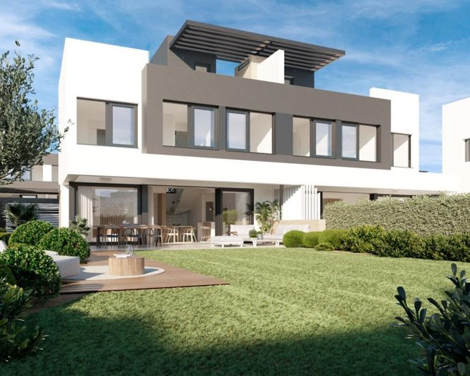 Image No.1-Villa de 3 chambres à vendre à Estepona