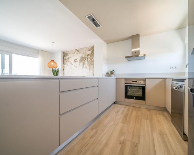 Image No.15-3 Bed Apartment for sale