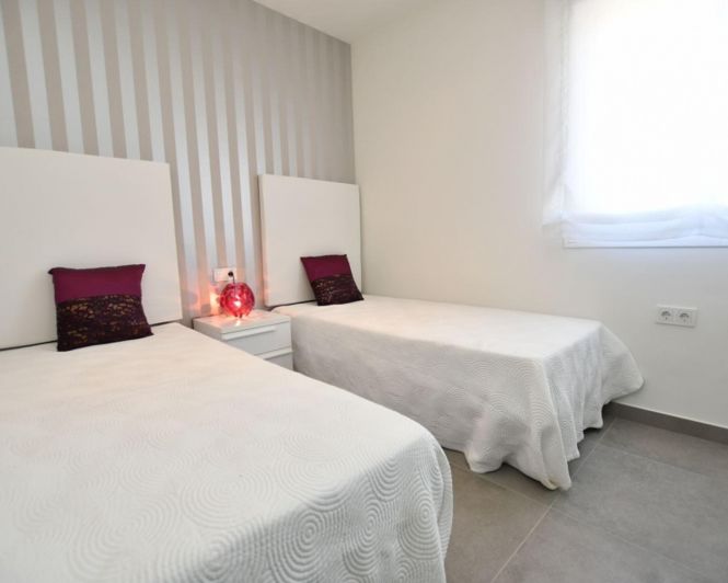 Image No.7-3 Bed Apartment for sale