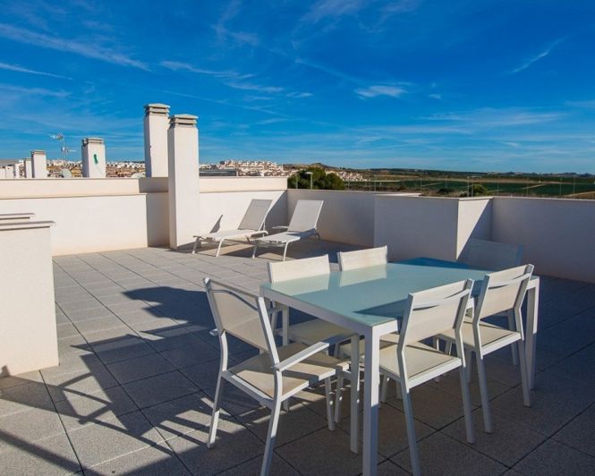 Image No.28-2 Bed Apartment for sale