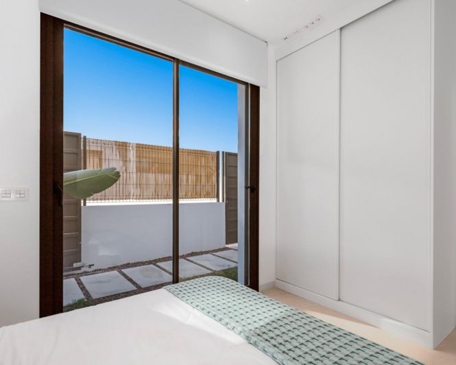 Image No.24-3 Bed Villa for sale