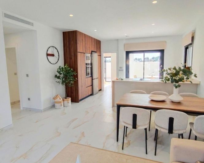 Image No.6-3 Bed Villa for sale