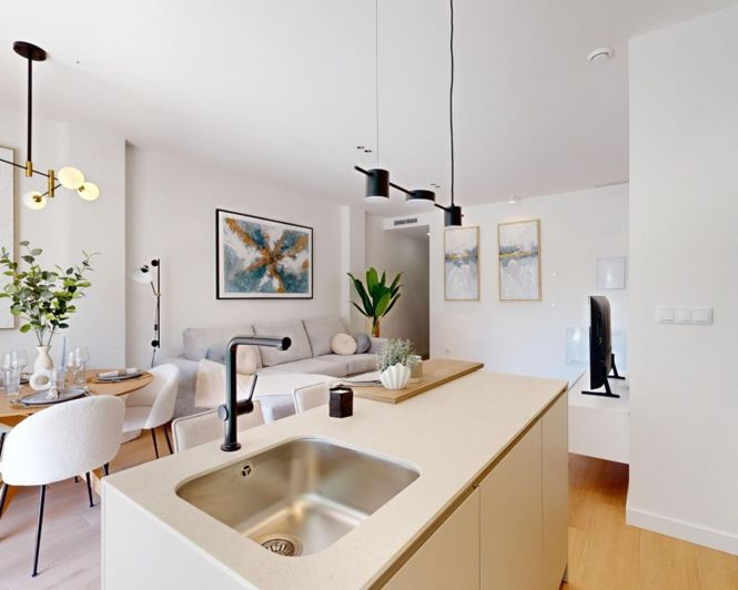 Image No.13-3 Bed Apartment for sale