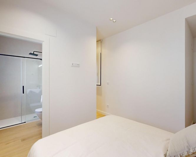 Image No.29-3 Bed Apartment for sale