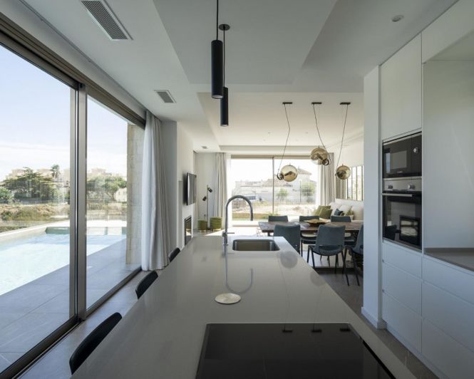 Image No.18-5 Bed Villa for sale