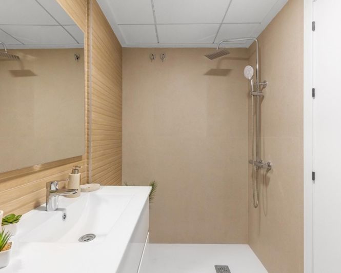 Image No.47-4 Bed Townhouse for sale