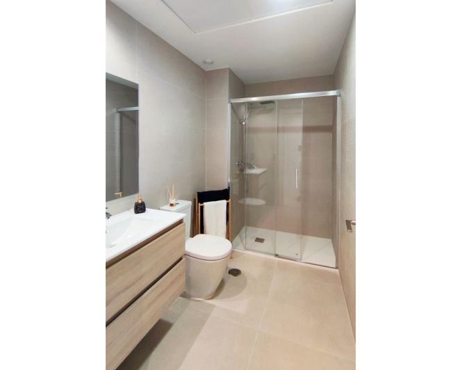 Image No.6-3 Bed Townhouse for sale