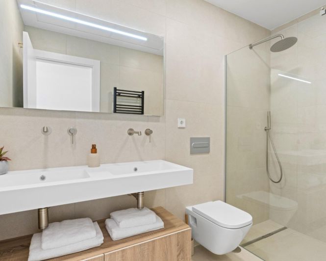 Image No.32-3 Bed Villa for sale