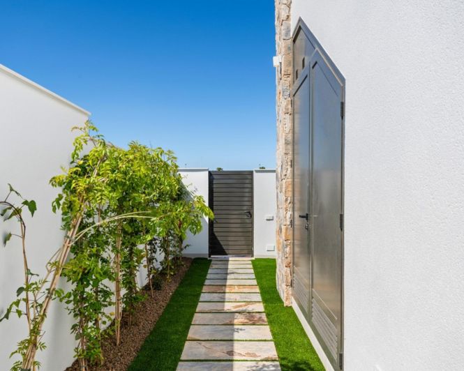 Image No.33-3 Bed Villa for sale