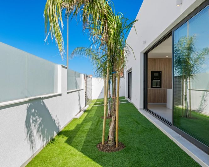 Image No.35-3 Bed Villa for sale