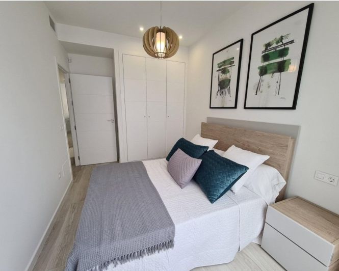 Image No.6-3 Bed Townhouse for sale