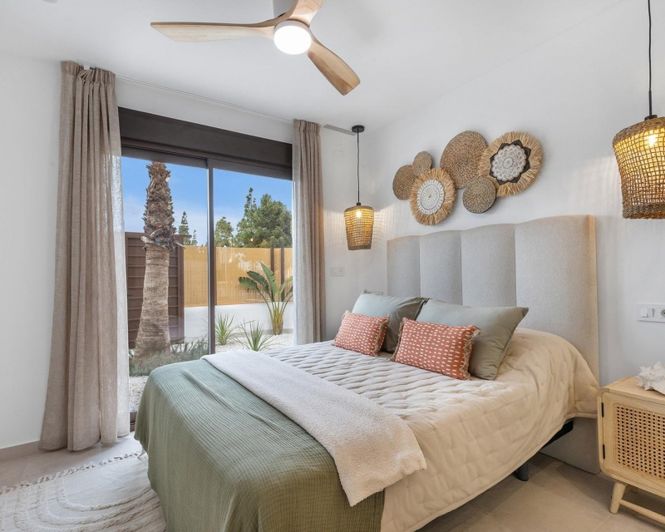 Image No.20-2 Bed Apartment for sale