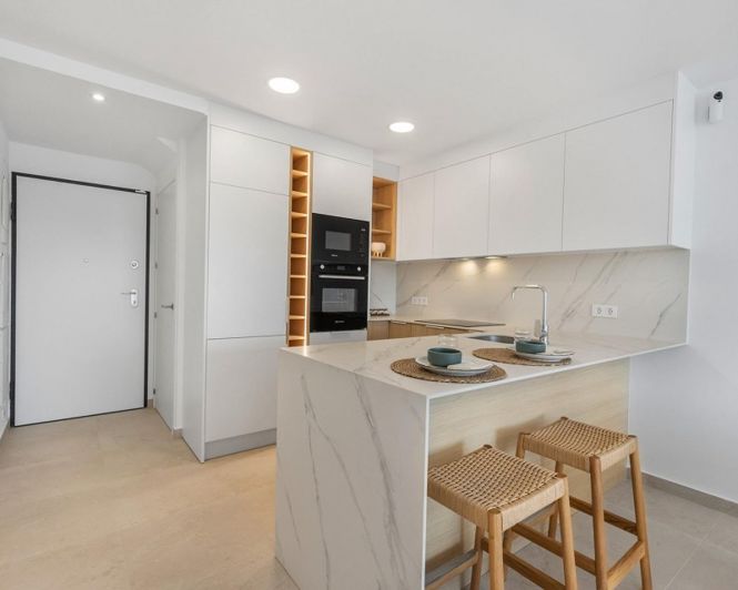 Image No.19-3 Bed Apartment for sale