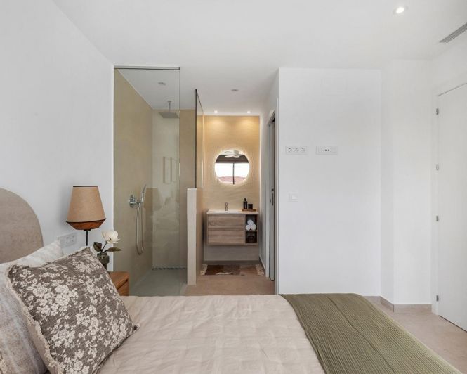 Image No.30-2 Bed Apartment for sale