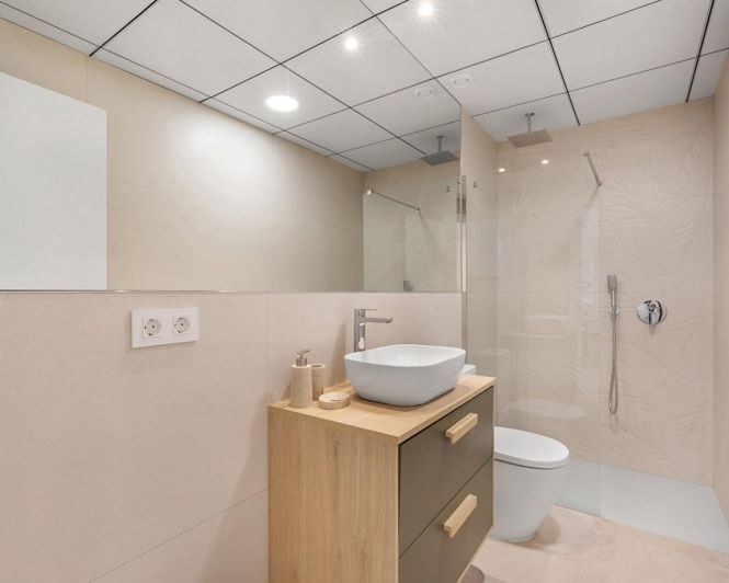 Image No.37-2 Bed Apartment for sale