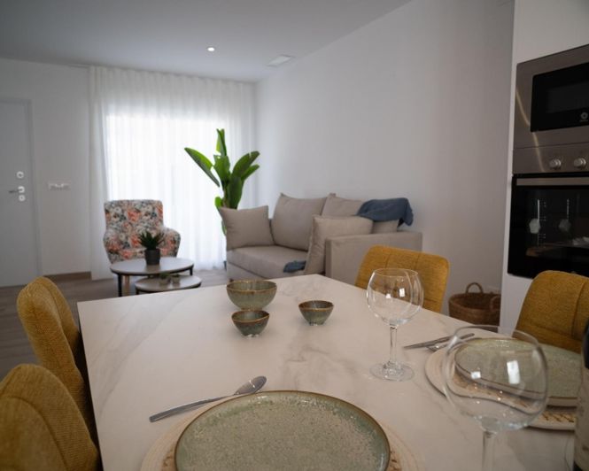 Image No.17-2 Bed Townhouse for sale