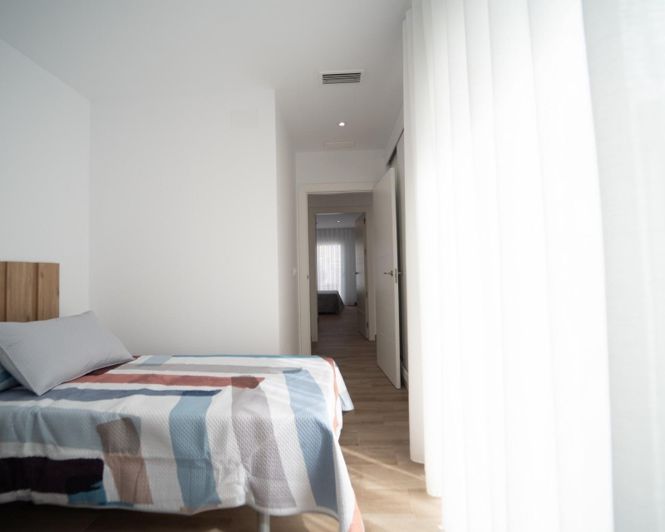 Image No.26-2 Bed Townhouse for sale