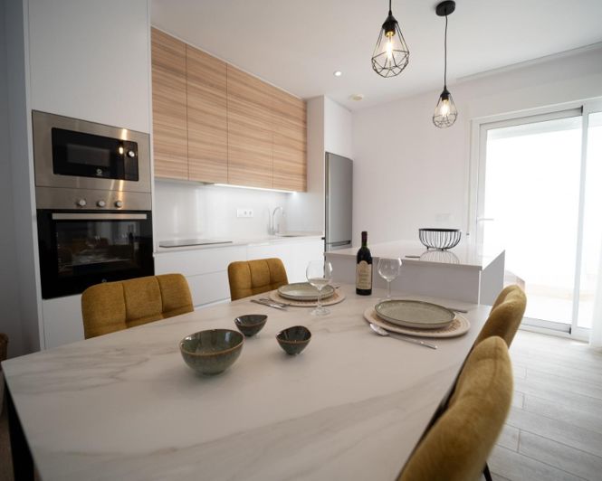 Image No.15-3 Bed Townhouse for sale