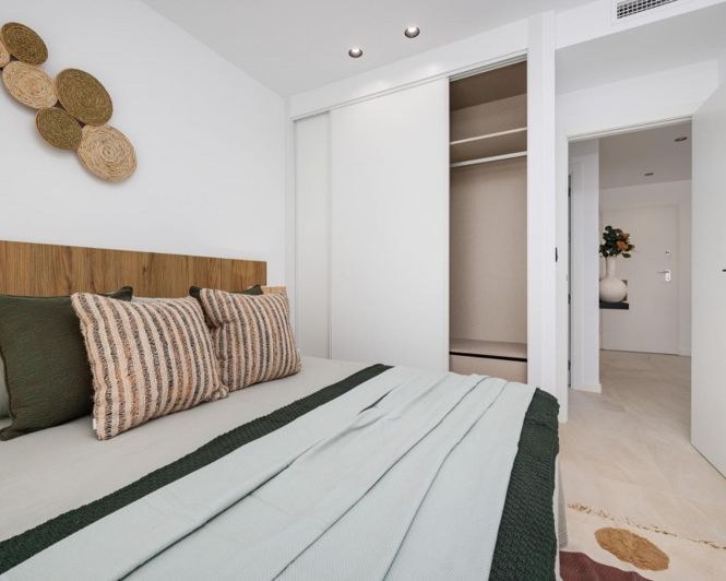 Image No.28-2 Bed Apartment for sale