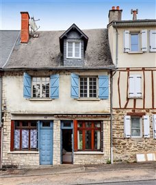 1 - Uzerche, Maison