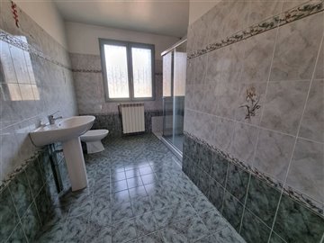 1695810981vm656317original