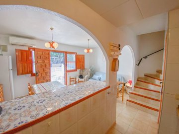 townhouse-for-sale-in-los-balcones-es375-1765