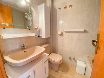 townhouse-for-sale-in-los-balcones-es375-1765