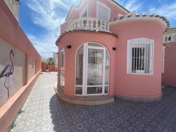 18994-villa-for-sale-in-play-flamenca-4198423