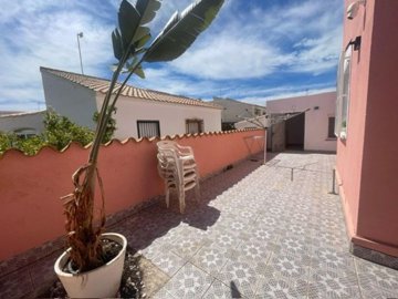 18994-villa-for-sale-in-play-flamenca-4198424