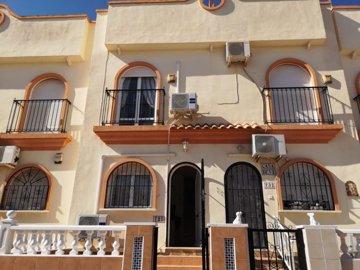 18965-town-house-for-sale-in-la-florida-41935