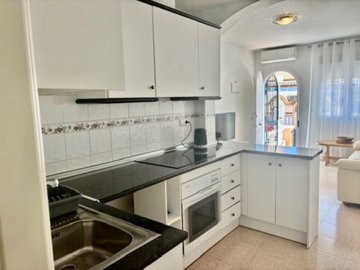 18965-town-house-for-sale-in-la-florida-41935