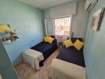 villa-in-villamartin-6-large