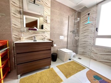 villa-in-ciudad-quesada-5-large