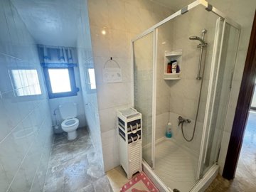 villa-in-villamartin-14-large