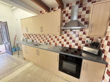 villa-in-villamartin-4-large