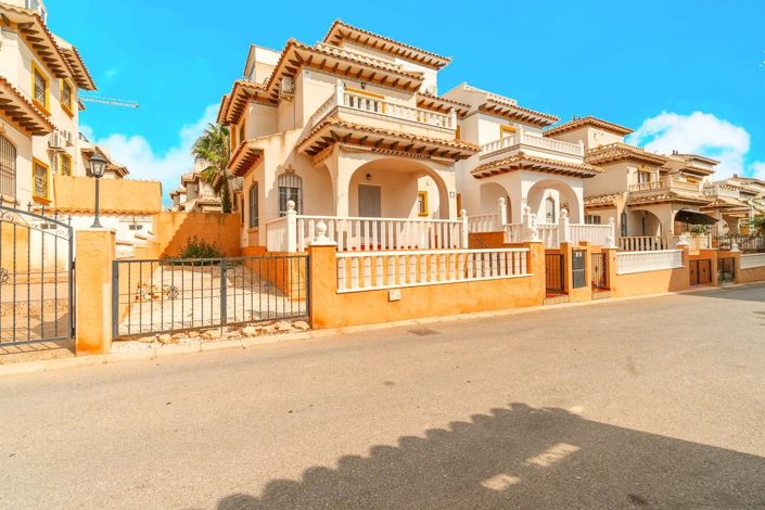 Image No.1-2 Bed Townhouse for sale