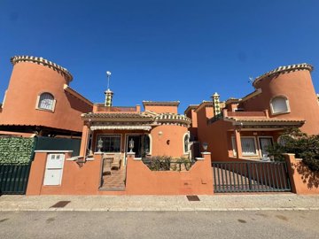 bungalow-in-playa-flamenca-1-large