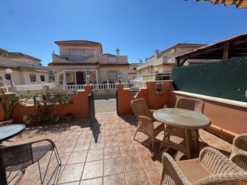 bungalow-in-playa-flamenca-14-large