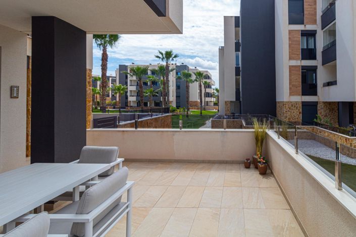 Image No.10-2 Bed Apartment for sale