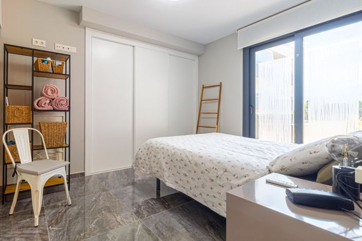 Image No.13-2 Bed Apartment for sale